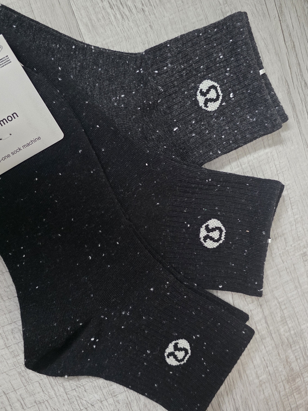 lululemon athletica Black Speckled Crew Socks - 3 Pack - Picture 1 of 3